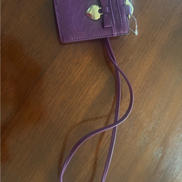Coach Patent Purple ID Window Cardholder with Lanyard and Gold Heart Charm - Picture 3 of 3